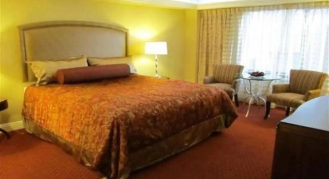Люкс с 2 комнатами GetAways at the Jockey Club