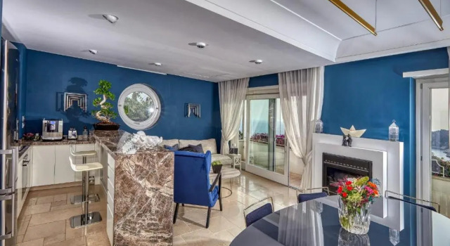 Roberhouse Tragara 37