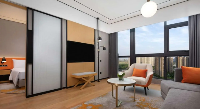 Люкс Hilton Garden Inn Hangzhou Xiaoshan