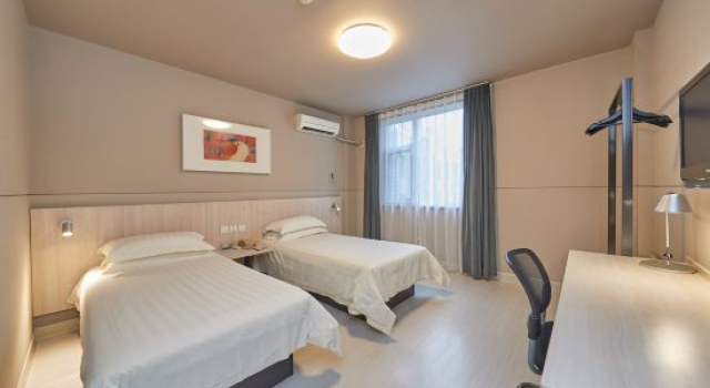 Двухместный номер Standard Jinjiang Inn Shanghai Huaihai Road East