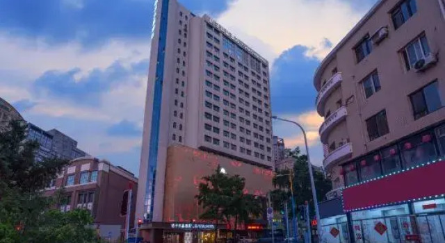 Crystal Orange Hotel Dalian Youhao Square, Book Hotel Hotels in Liaoning with Parking, Parking