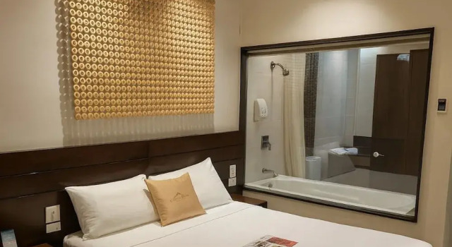 Номер Deluxe Castle Peak Hotel