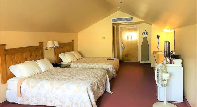 Семейный люкс Elkhorn Mountain Inn