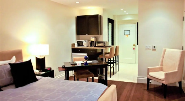 Двухместный номер Standard Lombardy Hotel