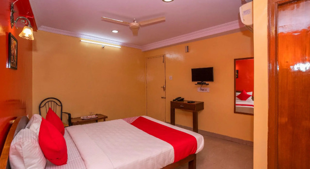 Номер Standard OYO 26900 Royal Inn
