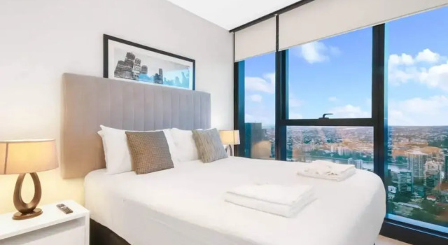 Luxury 1 Bedroom Retreat in Brisbane City With Pool and gym, Забронировать Отель Брисбен Brisbane Region, рядом с Паромный терминал South Bank