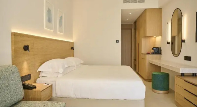 Deluxe Double room with pool view Sunrise Emerald