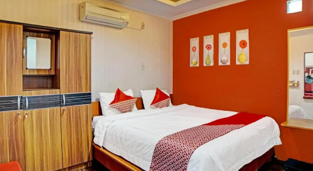 Люкс Deluxe OYO 91459 Asri House
