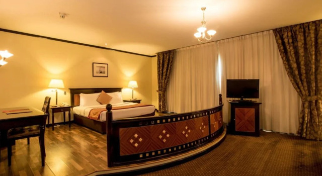 Rolla Suites Hotel