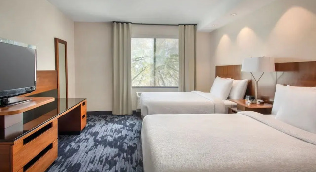 Люкс c 1 комнатой Fairfield Inn & Suites by Marriott Watertown Thousand Islands