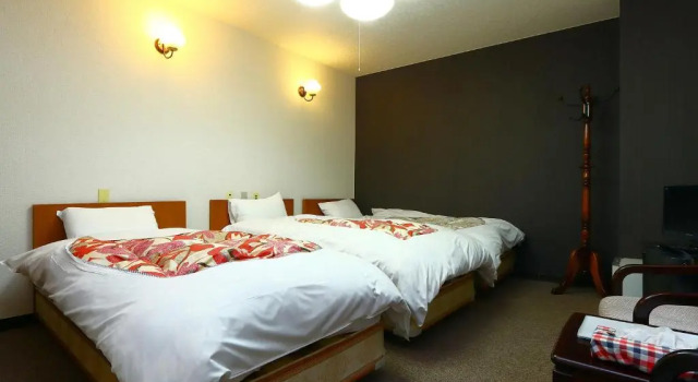 Трёхместный номер Standard Hotel New Bernina