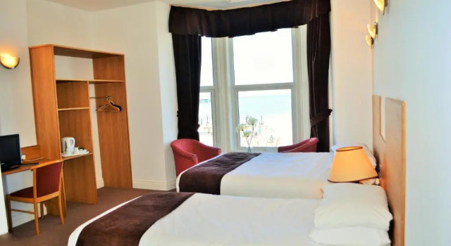 Номер Superior Four Saints Brig Y Don Hotel