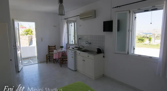 Студия Mirsini Studios
