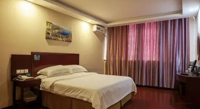 GreenTree (Jinhu West Road 84 Plaza), Prenota Hotel Jinhu Jiangsu