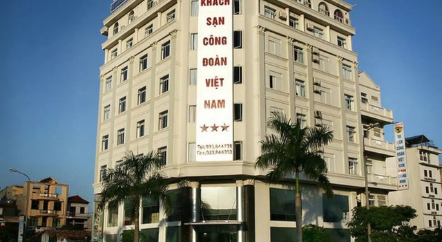 Vietnam Trade Union Hotel in Halong, Забронировать Отель Отели Халонг с парковкой, Парковка
