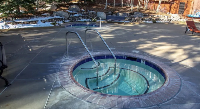 Номер Standard Juniper Springs Lodge 539 Deluxe Condo Great Complex Amenities near Ski-In Ski-Out by RedAwning
