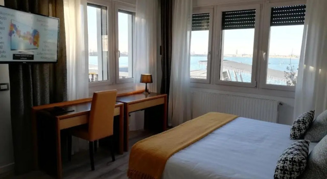 Двухместный номер Standard с видом на залив Hotel Belvedere