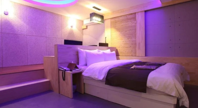 Hotel Pharaoh, Забронировать Отель Сеул Южная Корея, рядом с Женский университет Сансин