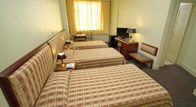 Трёхместный номер Superior San Raphael Hotel