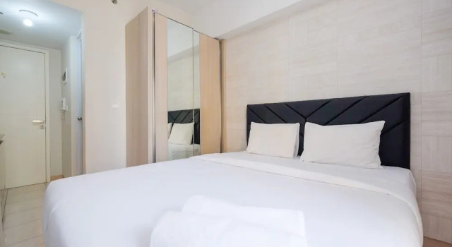 Deluxe Studio Apartment @ Springlake Summarecon