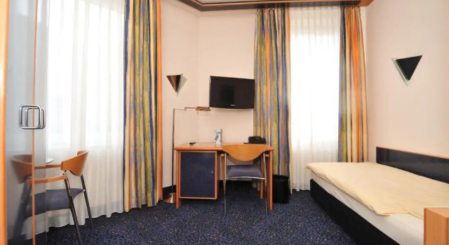 Одноместный номер Standard Insel Hotel