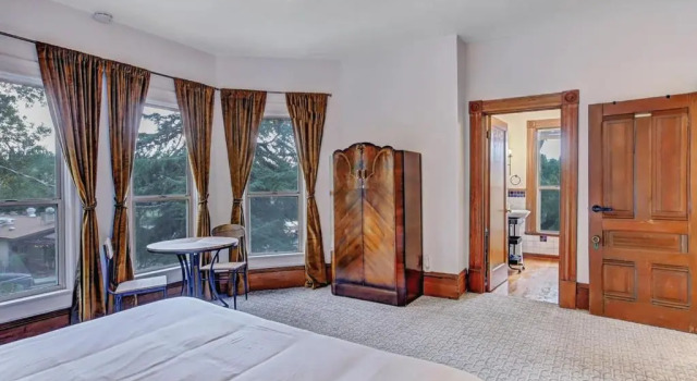 Студия Deluxe Golden Dreams Inn