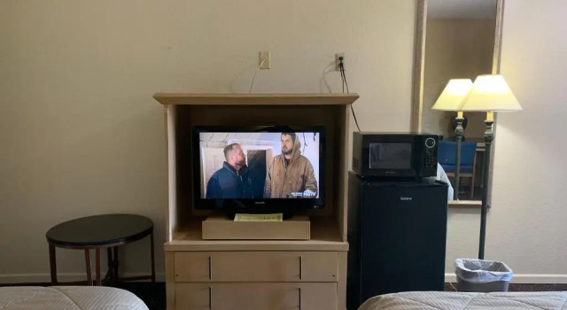 Номер Standard с красивым видом из окна Economy Inn