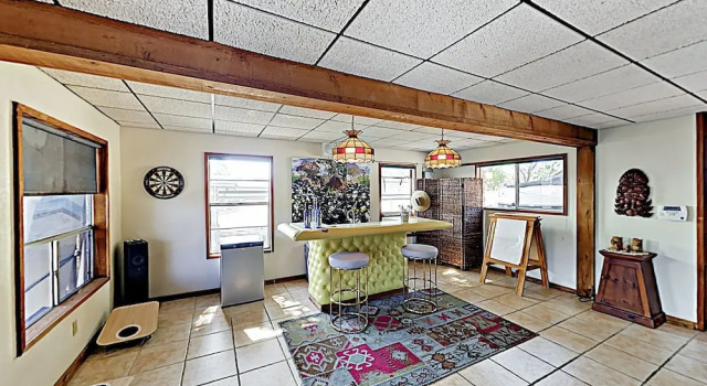 New Listing! Mid-century Modern Lake House W/ Pool 2 Bedroom Home