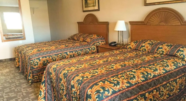 Четырёхместный номер Standard Budget Inn Ardmore