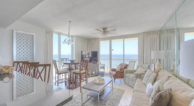 Pelican Beach Resort 0801