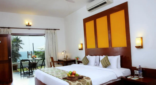 Toms Inn, Rezerwuj Hotel Hotele w Nowe Delhi z basenem, Basen
