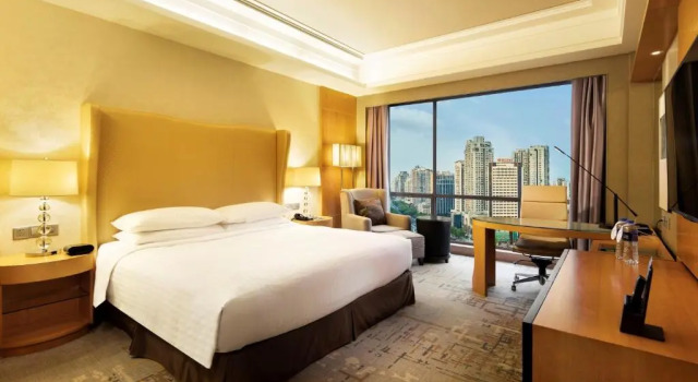 Accessible Double room Crowne Plaza Paragon Xiamen