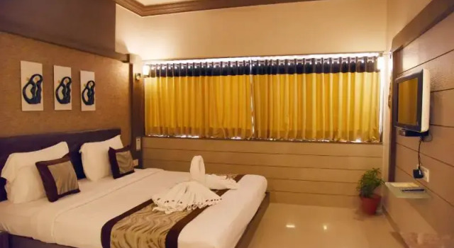Люкс Hotel Vishal International