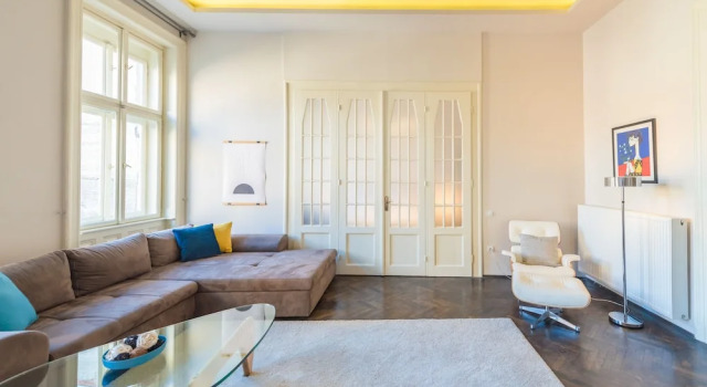 Venus Apartments - Paulay Ede Street