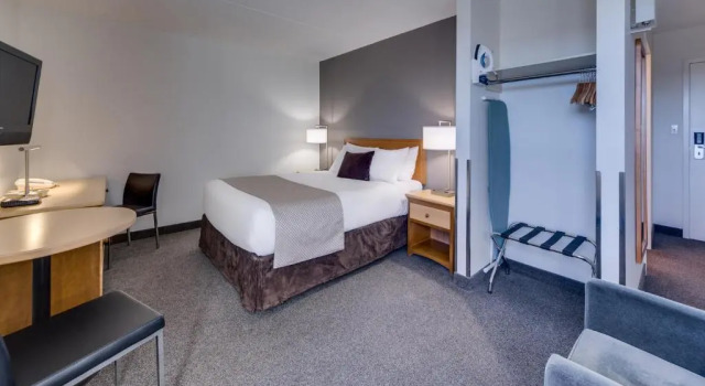 Двухместный номер Standard Heritage Inn Hotel & Convention Centre - Pincher Creek