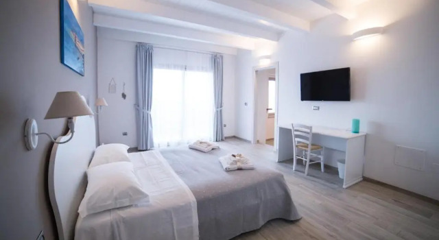 La seconda Luna, Book Hotel Hotels in Abruzzo with Parking, Parking