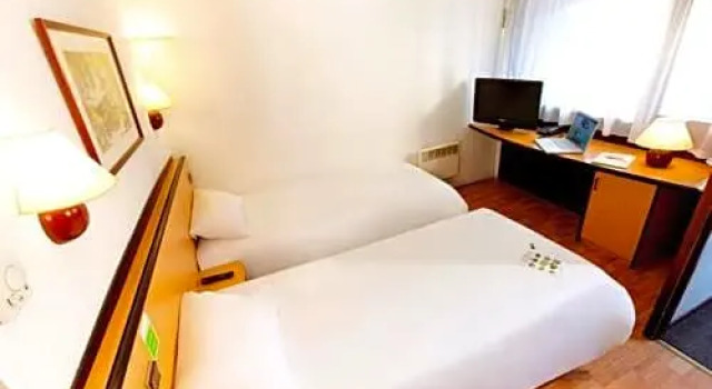 Семейный номер Standard Le 2 By Hotel Akena - La Ferté Bernard