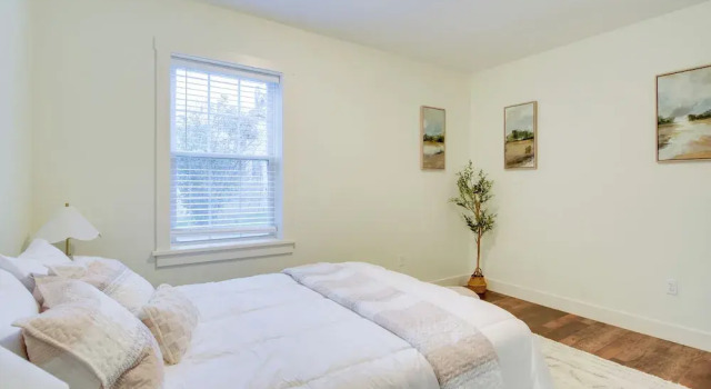 Dtwn Lititz Apt< Half-mi to Park!, Rezervovat Hotel Lititz Lancaster