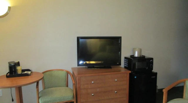 Flagship Inn, Varaa Hotelli Boothbay 