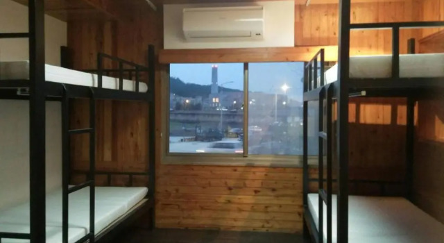 Кровать в общем номере Yes, Sir Homestay