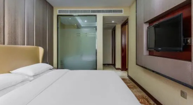 Люкс Business Jingshan International Hotel