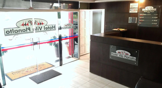 Hotel Vila Planalto, Забронировать Отель Недорогие отели Бразилиа, рядом с Озеро Параноа, недорого