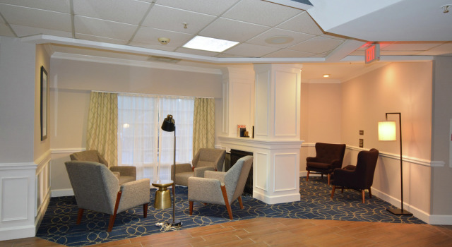 Hampton Inn & Suites Woodland-Sacramento Area, Забронировать Отель Отели Вудленд с завтраком, рядом с Исторический сельскохозяйственный центр Хейдрика, Завтраки