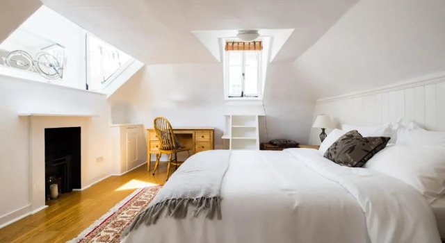 Апартаменты Spacious, Light-Filled 2 Bedroom Apartment