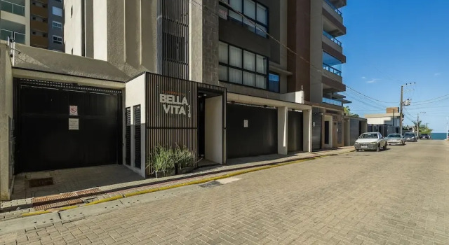 Апартаменты Apt w/ Bbq, 80m From the Beach Ret0801