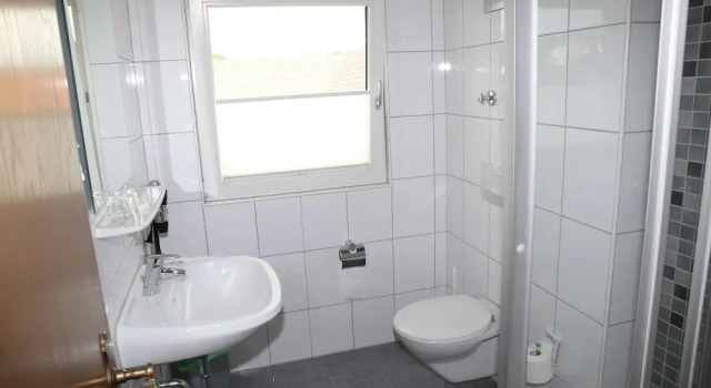 Трёхместный номер Comfort с балконом Landhotel Traube