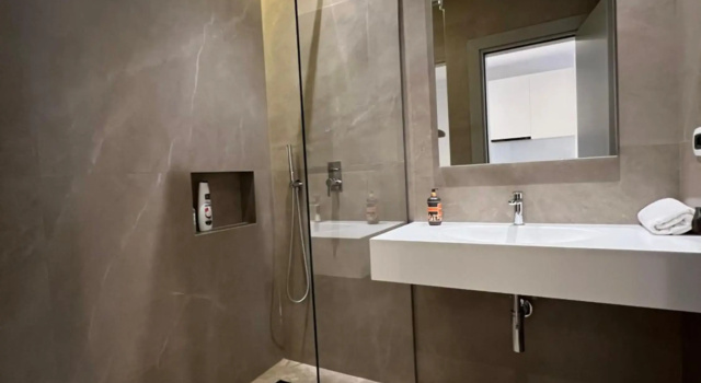 Skanderbeg Square Deluxe 3