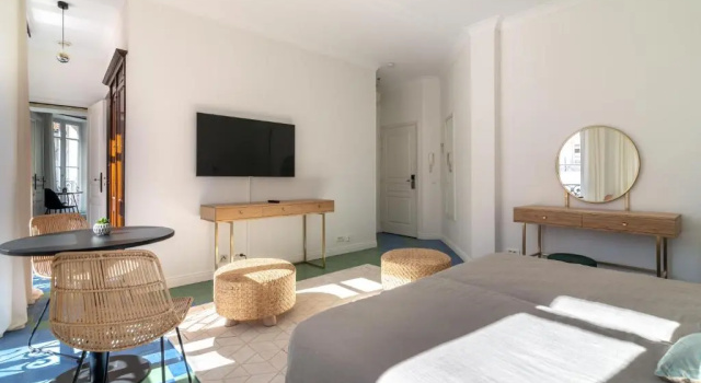 La Guitare 31 - Nice, Modern Studio in Center of Cannes, Right Behind Grand Hotel