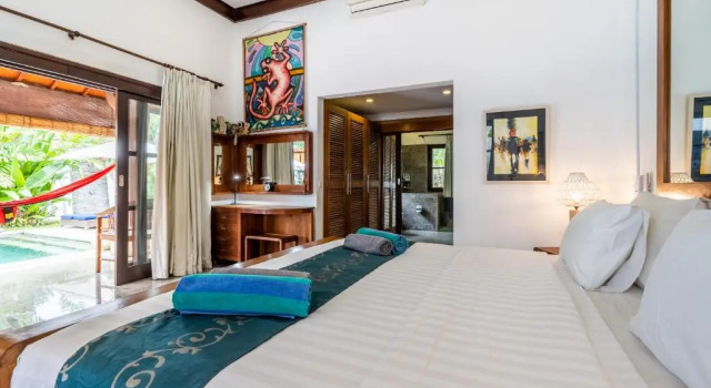 Madu Villa Seminyak, Забронировать Вилла Отели Семиньяк 3 звезды, рядом с Улица Оберой-стрит, 3*