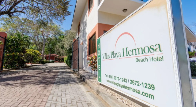 Villas Playa Hermosa Beach Hotel, Забронировать Отель Отели Плайя-Эрмоса с бассейном, Бассейн